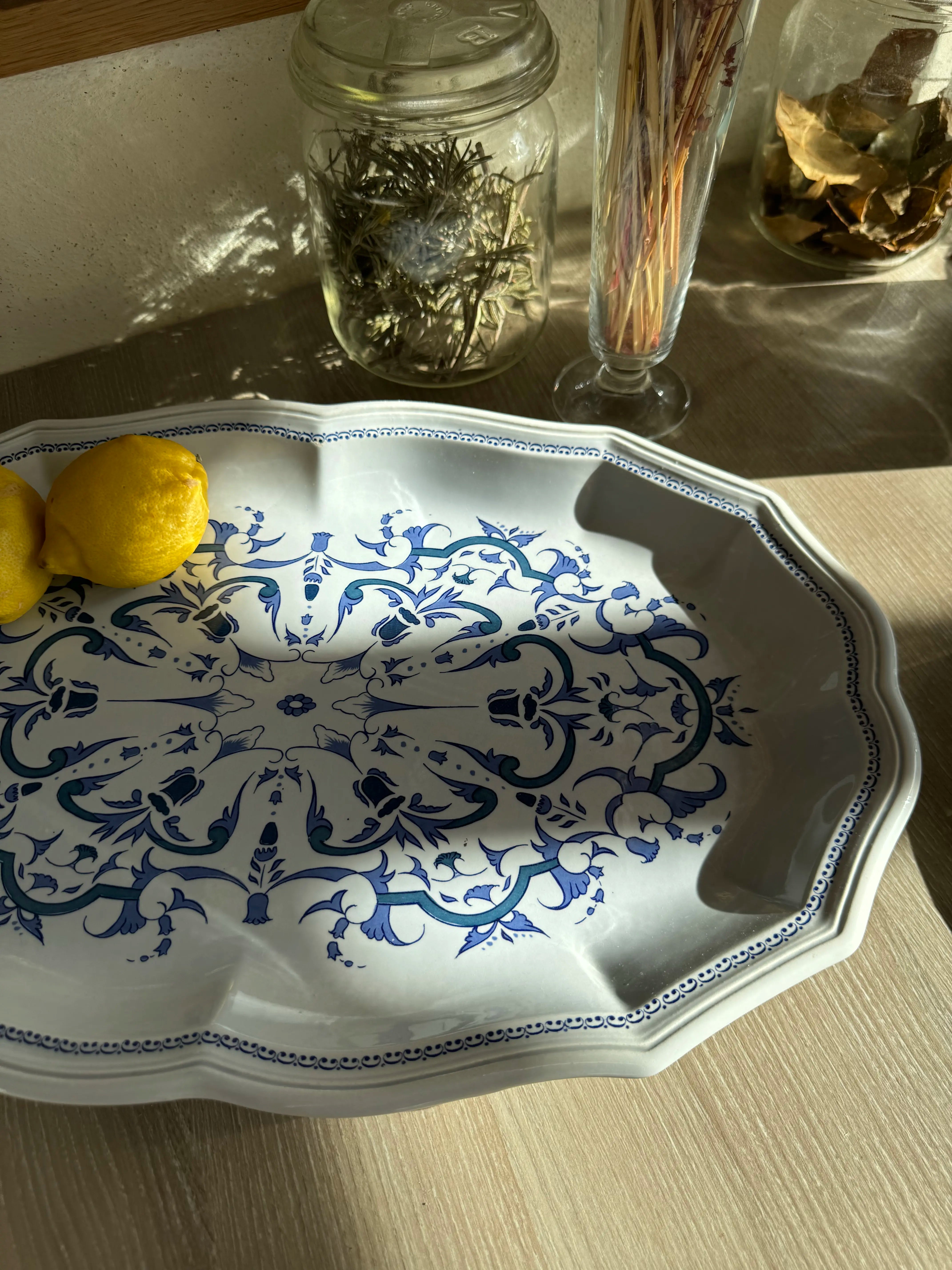 Soupière vintage en faïence bleue signée Ségur Salins France