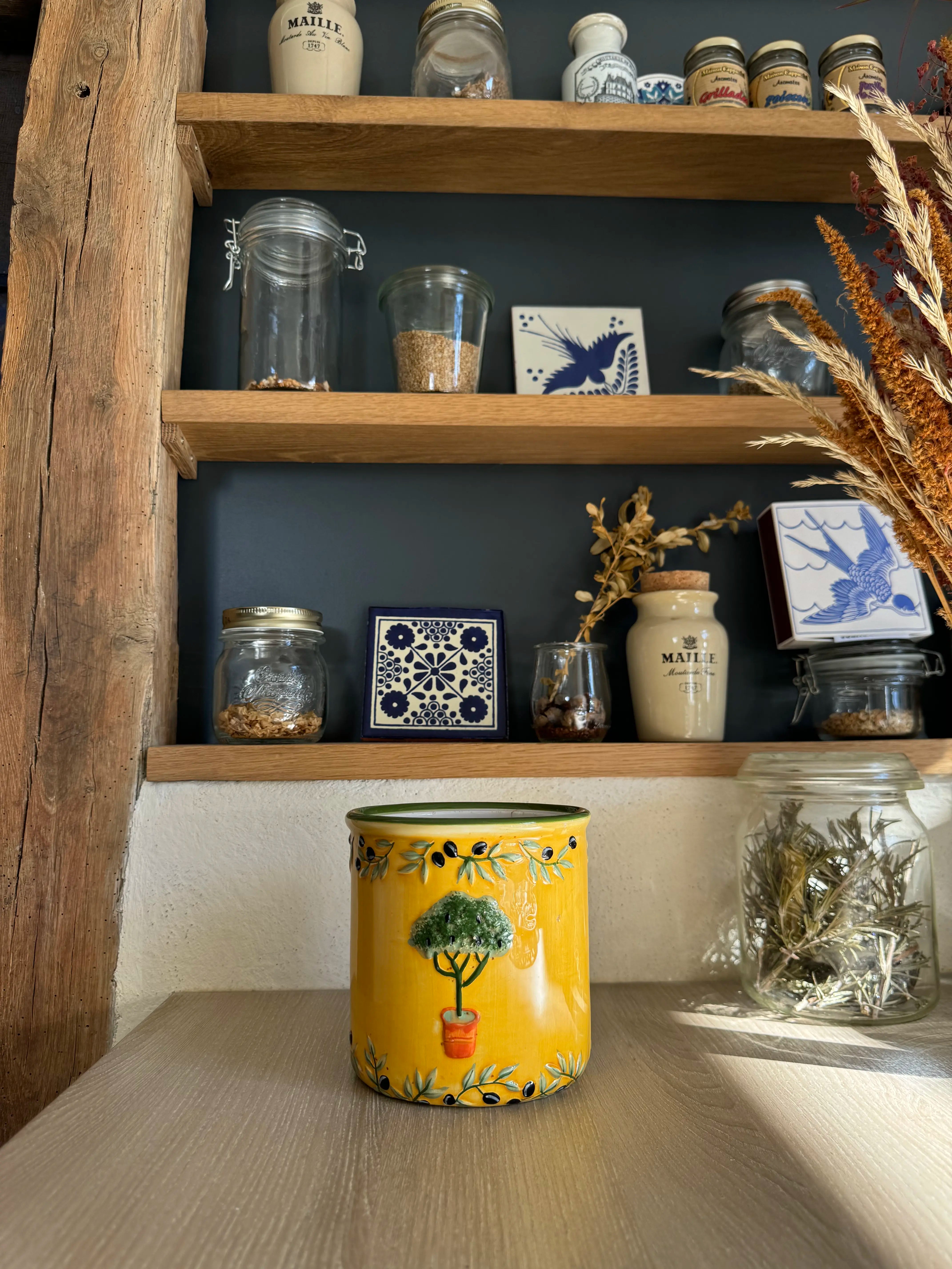 Pot décoratif jaune en céramique