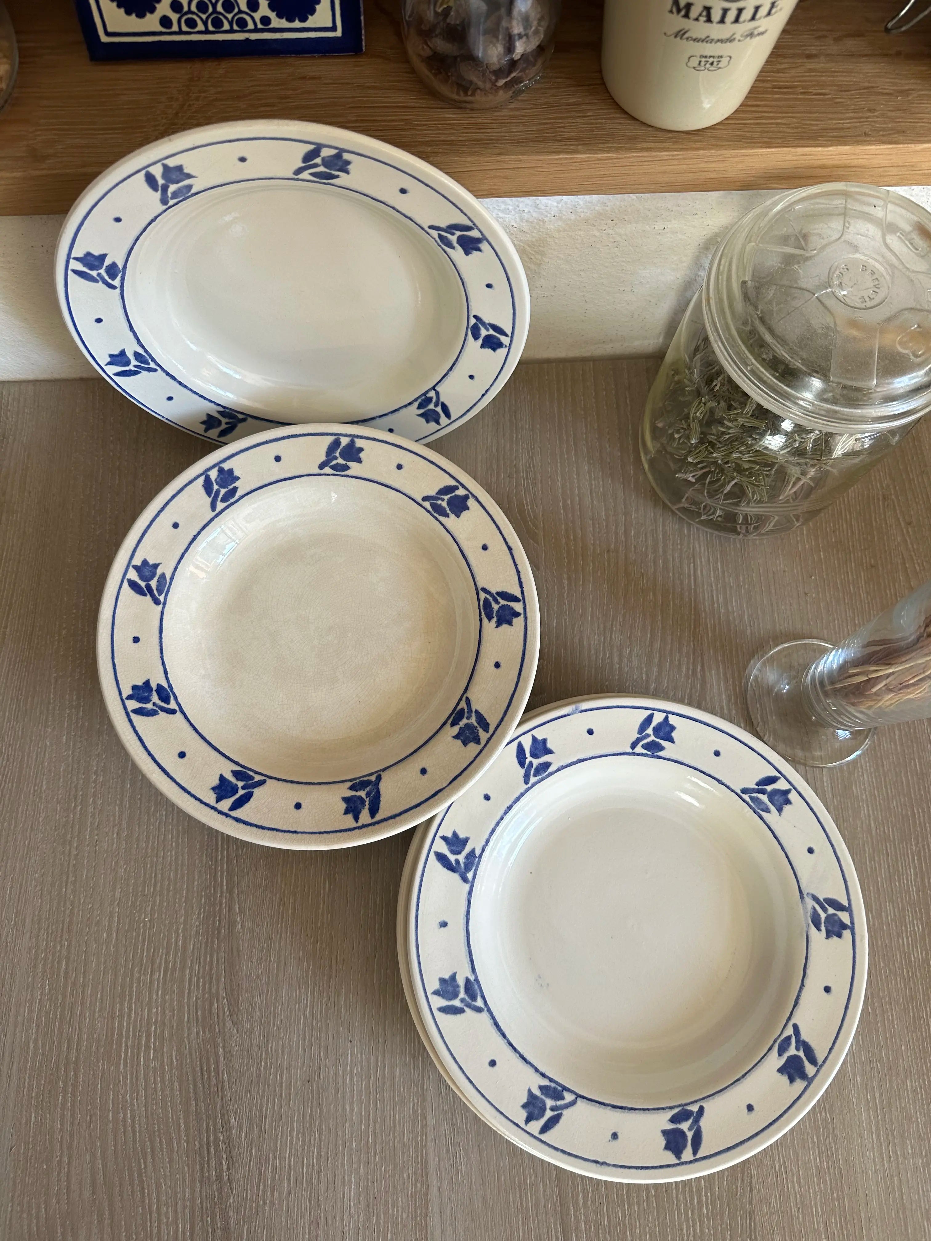 Assiettes creuses en faïence vintage - Décor bleu floral