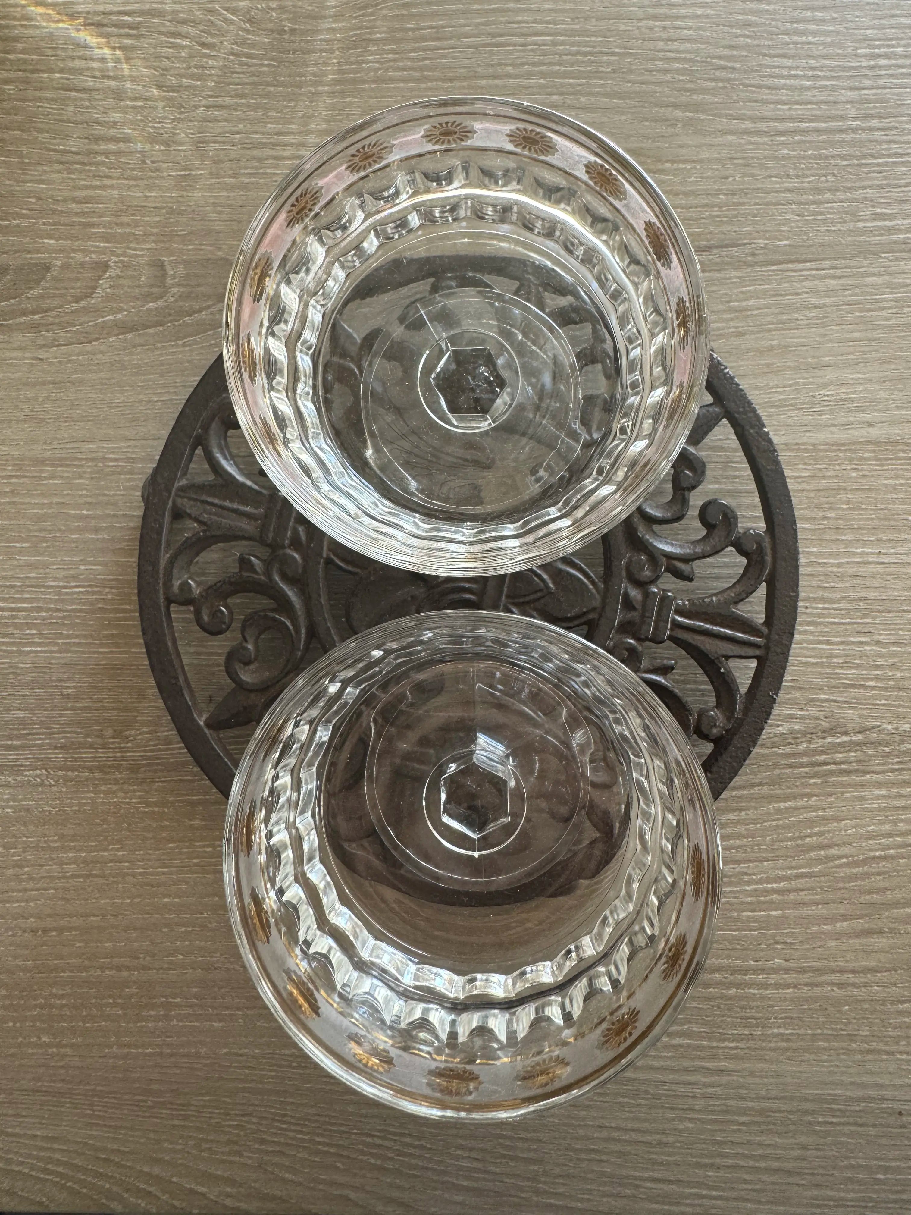 Coupes vintage en verre décoré