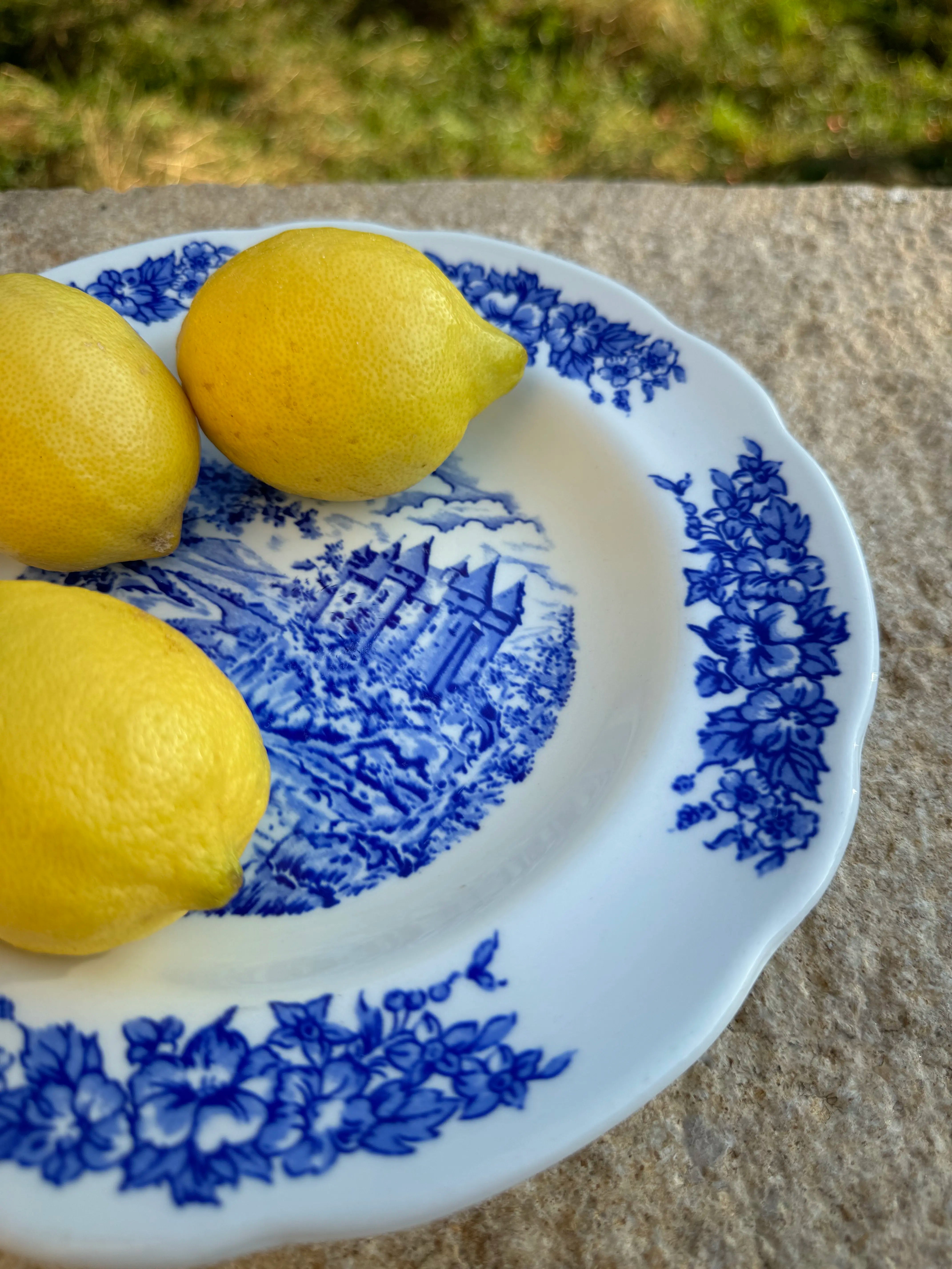 Assiette à dessert en porcelaine bleue “Pyroblan”